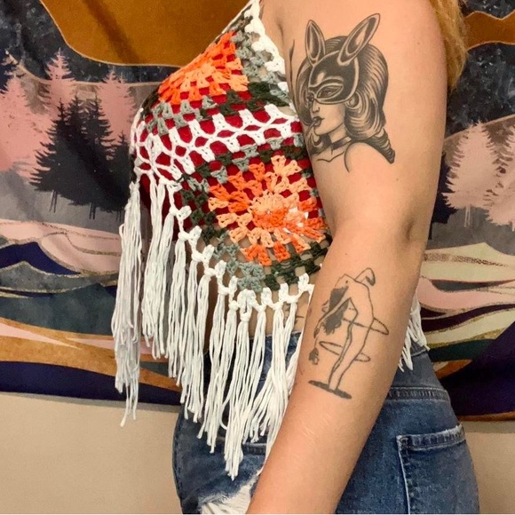 Crochet crop top - Picture 4 of 5